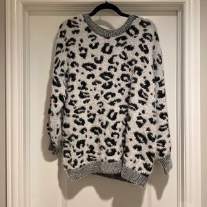Oversized leopard print sweater